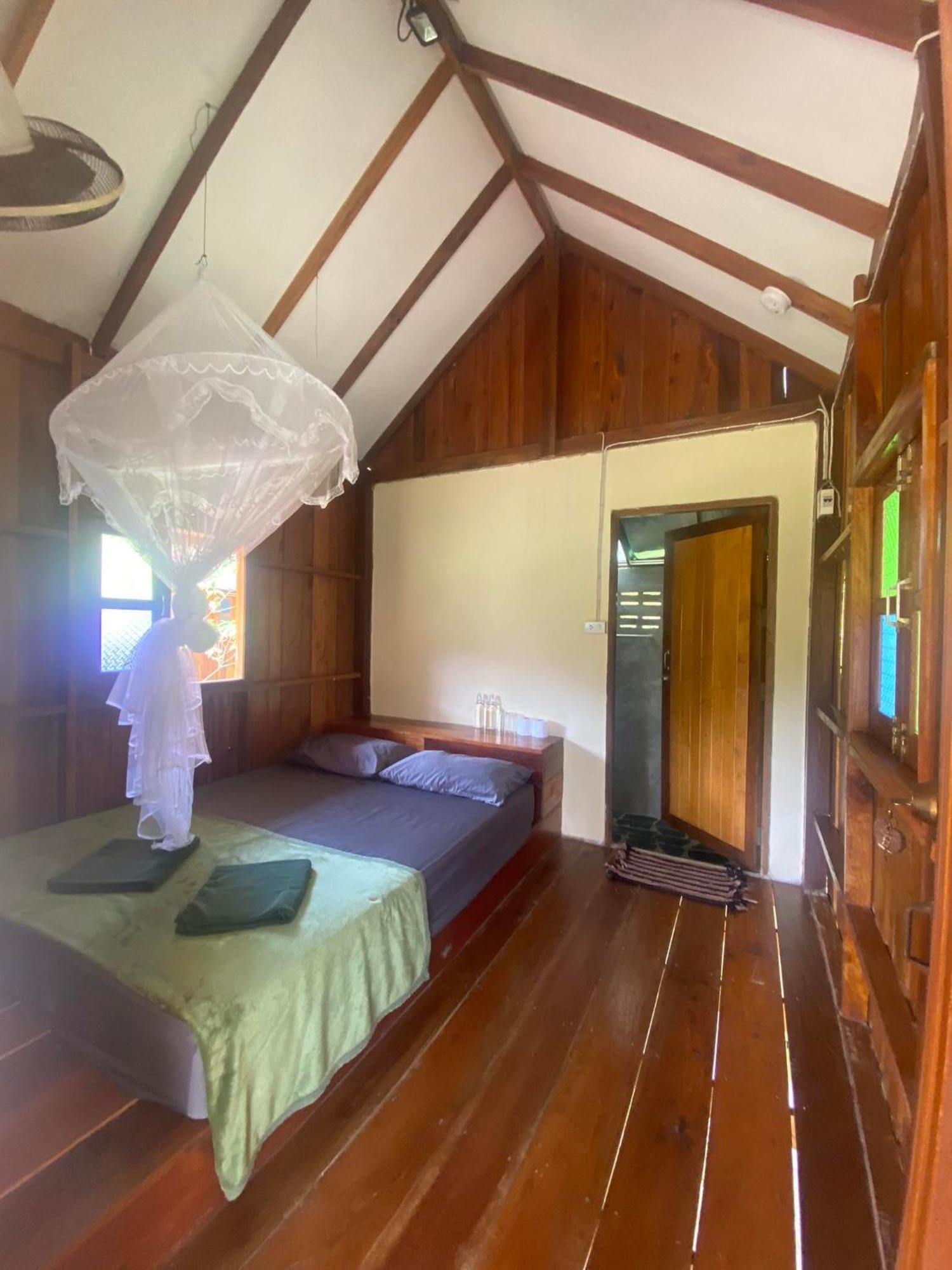 Seree Bungalows & Chill Bar 象岛 外观 照片